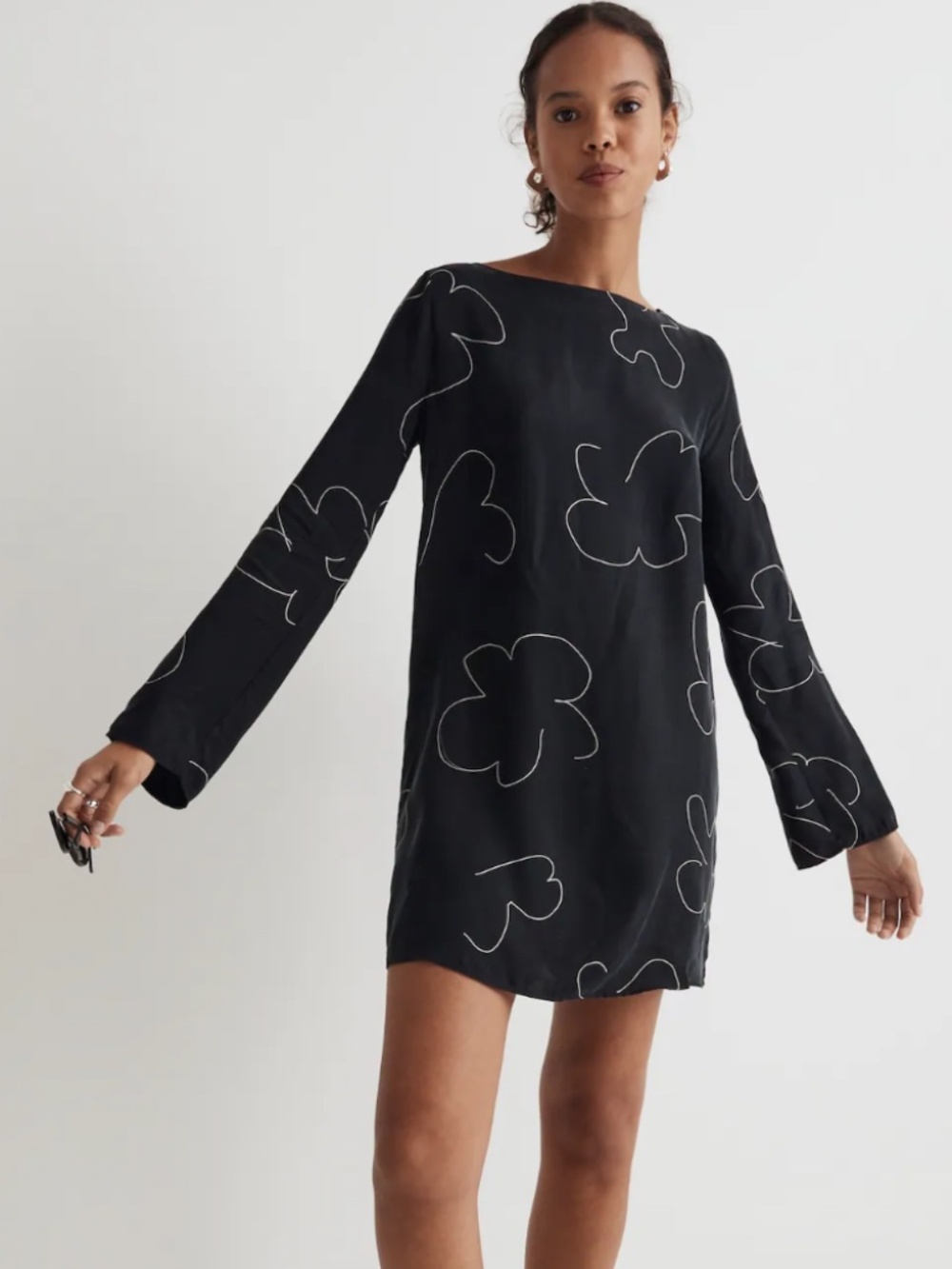 Madewell Long Sleeve Mini Shift Dress Size M Black Floral Bell Sleeve 90s‎ Mod